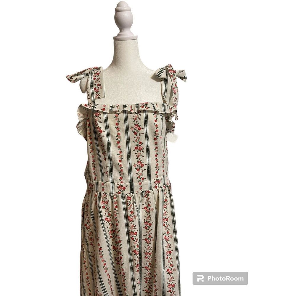 City Chic Floral Linen Blend Sundress Size‎ 14 NWT Pockets Tie Shoulders Smocked